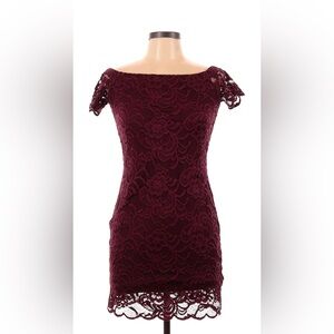 Lace body con dress